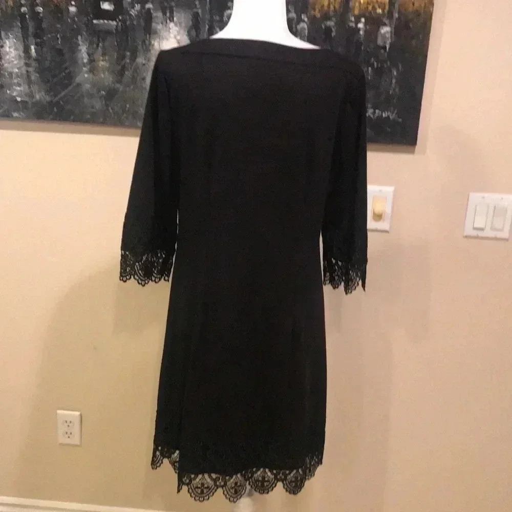 Beige by ECI Black Intricate Scalloped Lace Boat Neck 3/4 Sleeved Dress-Size 10 - Picture 2 of 12